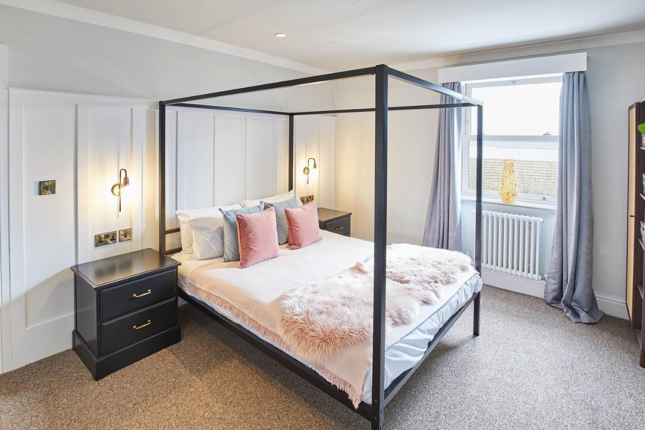 Host & Stay - Graham Close Holiday Homes Скарбъро Екстериор снимка